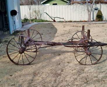 Recognize This Bettendorf Wagon? Image